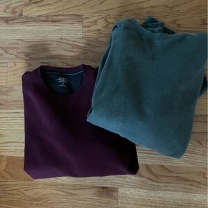 2 GH Bass men’s crewneck